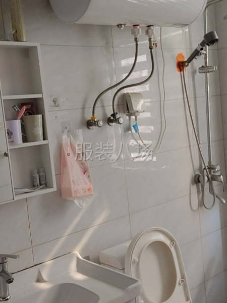 招聘熟练缝纫车工-第4张图片