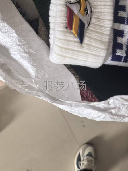 品牌帽子一次拿完的价格可以谈-第8张图片