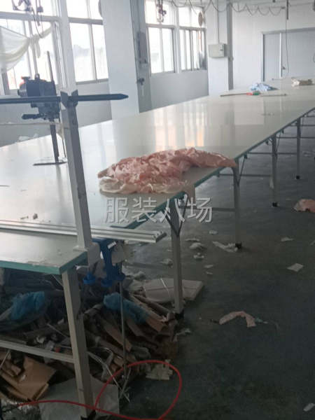 各种缝纫设备都有-第2张图片