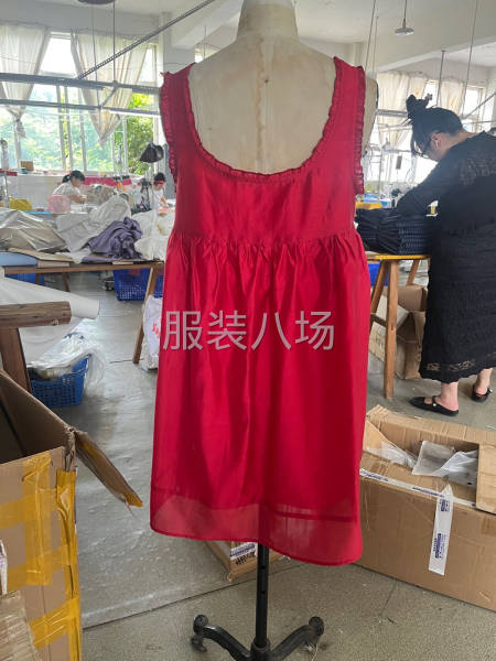 主要生产网店时装-第3张图片