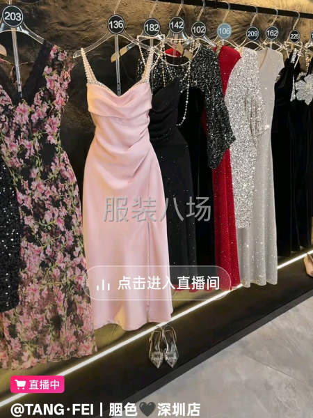 承接裁片，包材包料，后道锁眼，钉扣，包装-第1张图片