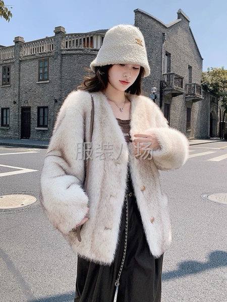承接代加工仿皮毛一体，金貂绒，颗粒绒-第7张图片