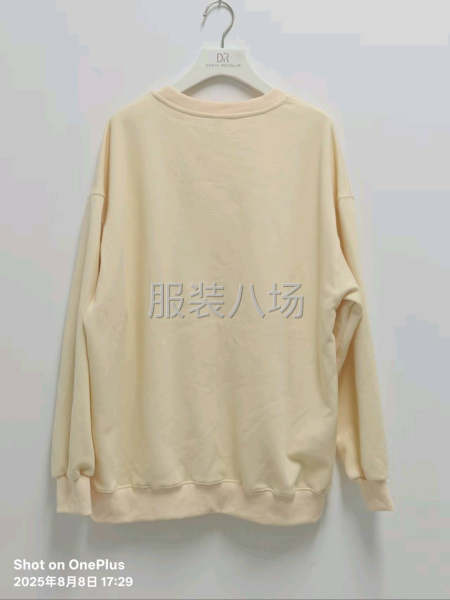 公司卫衣羽绒服订单外发，有做经销单的可以联系-第1张图片