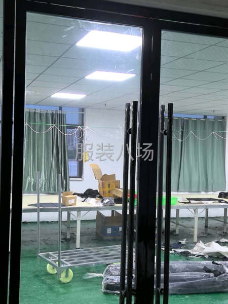 承接各种女装上衣-第2张图片