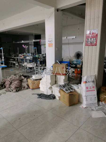住房两间，楼下一大客厅-第1张图片
