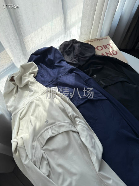 露露女款高品质拉链连帽瑜伽服外套-第7张图片