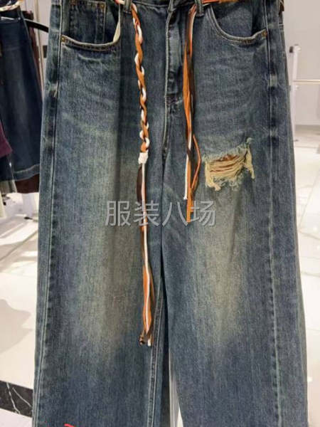 女装牛仔裤 秋冬款 月结-第1张图片