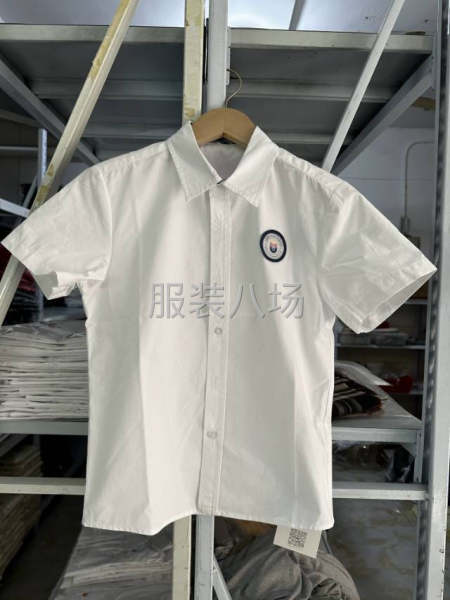 整件车工熟练运用五线埋夹双针车-第2张图片