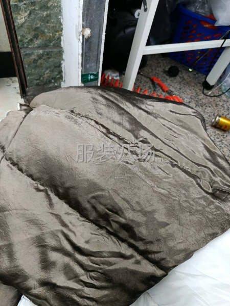 羽绒服外发-第1张图片