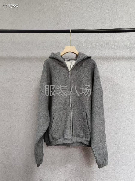 宽松版拉链帽衫外套-第1张图片