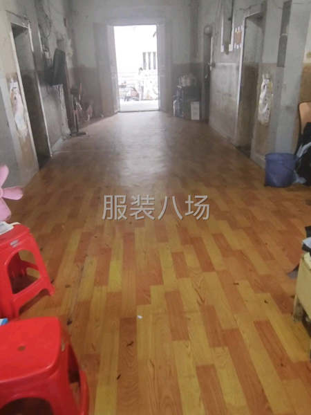 石头房整栋带院子200平方-第2张图片