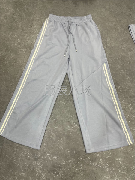 外贸女士家居服运动装 跑量价-第1张图片