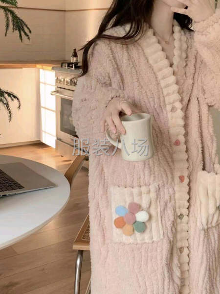 工厂下半年主要生产居家服毛毛睡衣为主，上半年防晒衣泳衣为主，-第3张图片