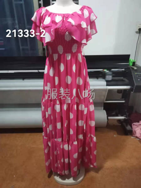 承载中东. 非洲连衣裙. 衬衣-第6张图片