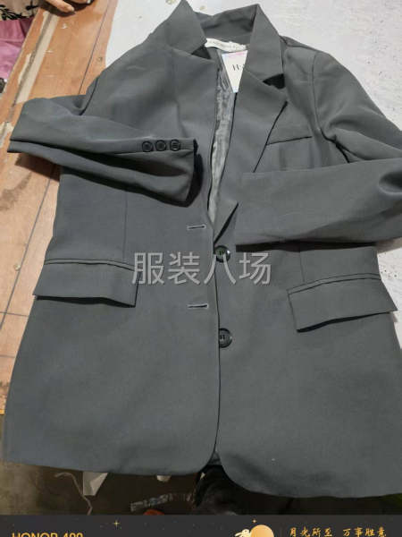 主要做拼多多小西服，裙子为主！-第1张图片
