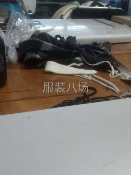 诚招双面呢车位，工价高，工资准时，上班自由，-第1张图片