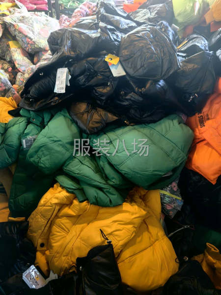 有2000多件童装要改洗水唛和打包，招一人改唛，一人打包-第1张图片