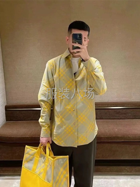 经典格子衬衣-第5张图片