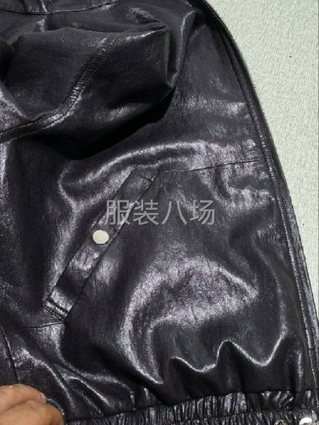 常年皮衣整件车位-第1张图片