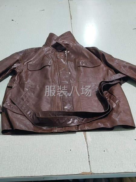 常年皮衣整件车位-第2张图片