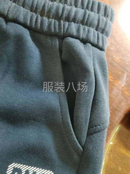 針織運動褲，開拉鏈袋，T恤圓領-第2張圖片