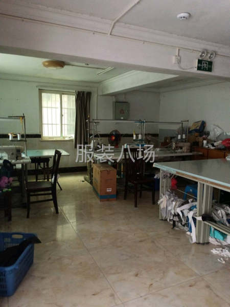 承接电网商服饰-第1张图片