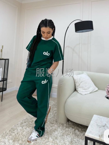 荔湾区服装外贸公司招设计助理啦！！！-第1张图片