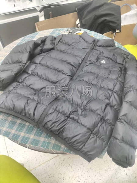 有几个小单羽绒服，冲锋衣外发，要有质量意识的-第3张图片