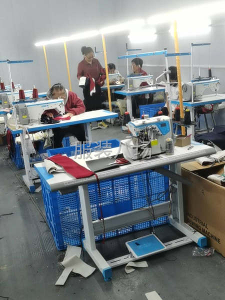 接工作服連衣裙一次性浴服沖鋒衣-第1張圖片