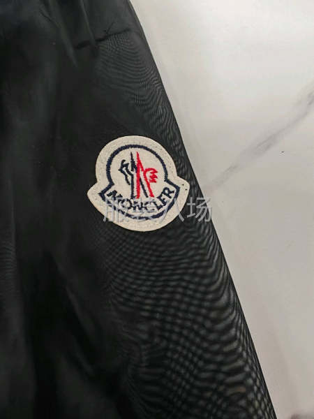 蒙口服装剩下几十件，对路的联系-第3张图片