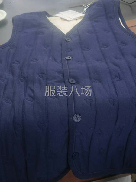 品牌保暖羊毛家居男女马甲外套，柔软舒适，欢迎前来看货-第1张图片