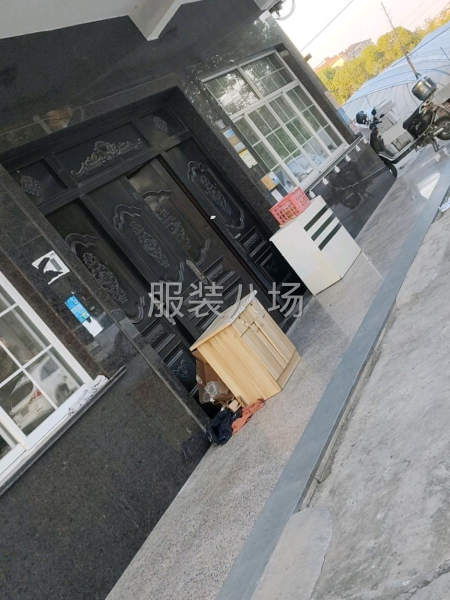 80平大厅带两房间出租-第1张图片
