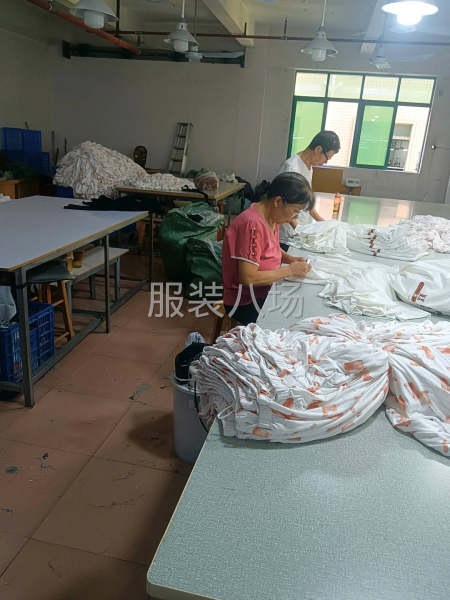經營大類服裝服飾  男裝針織衫 polol衫  衛衣  褲子-第6張圖片