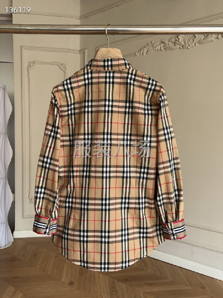 Burberry/巴宝莉 女款拼接织带衬衣领尖扣衣领  格-第7张图片