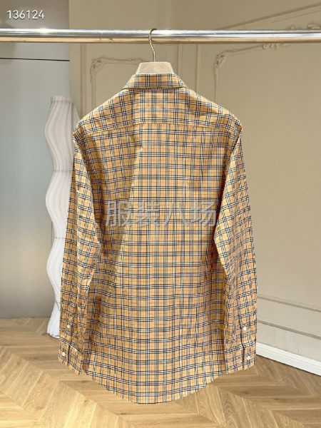 Burberry/巴宝莉 细小黄格纽扣尖领衬衫-第8张图片