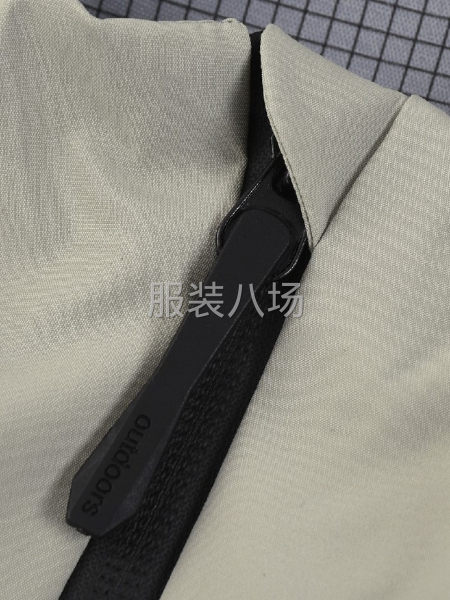 可隆情侣款单层软壳冲锋衣防水防风透气骑行轻量 无缝拉链口袋-第5张图片