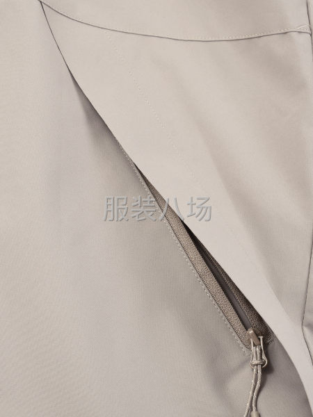 596888U~~安德玛情侣装秋冬款三合一外套冲锋衣 黑色-第5张图片