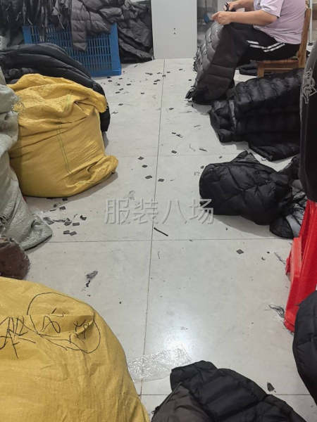 招聘熟练车工，做中后道工序-第1张图片