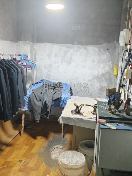 本廠常年生產各內：男裝、休閑裝、女裝、時裝、童裝、校服等-第1張圖片