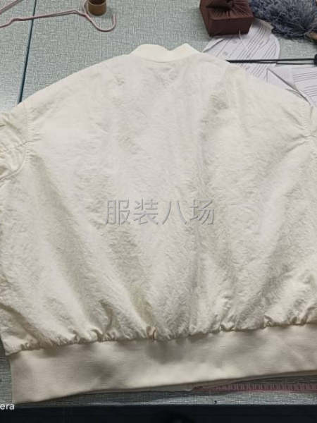 專業(yè)做上衣。泥料。小香風(fēng)。襯衫。西服。網(wǎng)店。夾克外套 半精品-第4張圖片