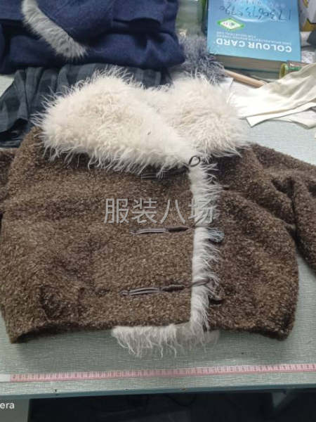 專業(yè)做上衣。泥料。小香風(fēng)。襯衫。西服。網(wǎng)店。夾克外套 半精品-第2張圖片