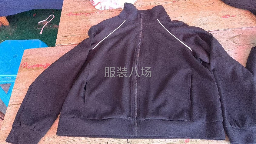 針織拉鏈套裝，500套，貨期12天，能上貨的請聯(lián)系-第1張圖片