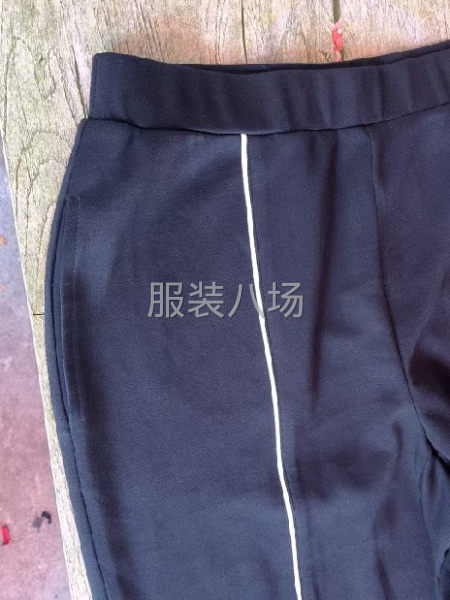 針織拉鏈套裝，500套，貨期12天，能上貨的請聯(lián)系-第2張圖片