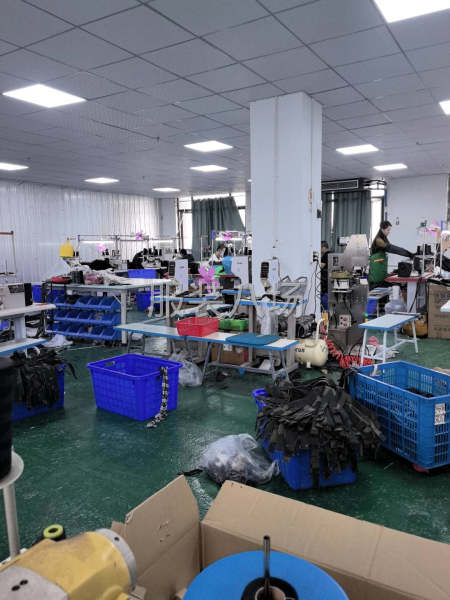 文迅服饰，寻客户-第2张图片