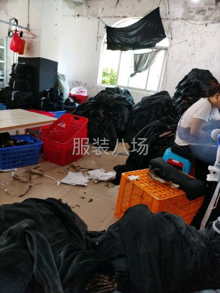 做内胆量大，招开口袋，上拉链1名 洋下-第1张图片