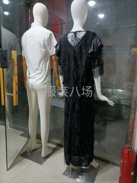 寻服装店合作，工厂免费铺货-第3张图片