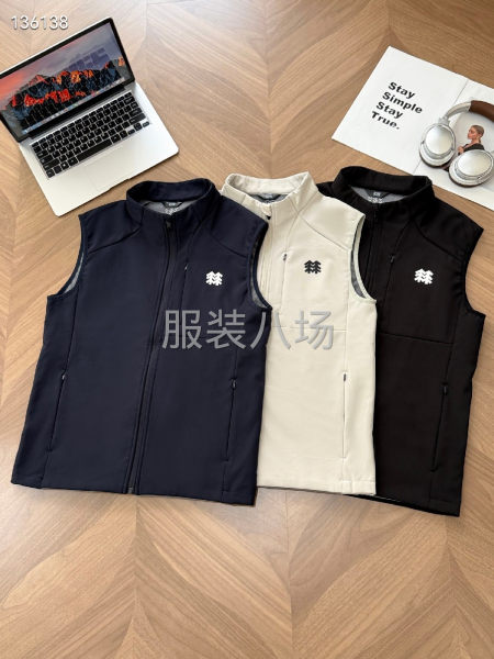 秋冬款薄絨戶外背心上新 KOLON SPOR-第1張圖片