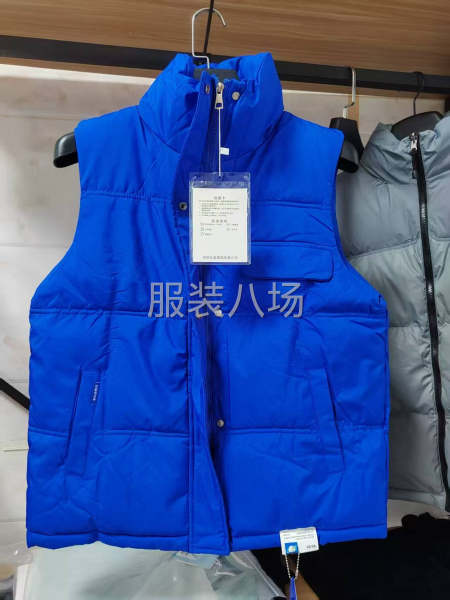 高品羽絨背心尾貨處理-第2張圖片