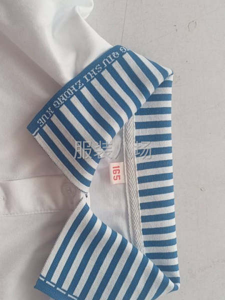 校服外发     款式简单-第3张图片