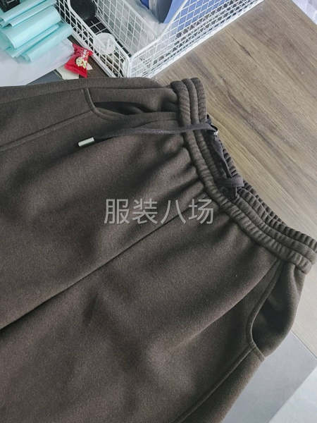 1800件裤子-第2张图片
